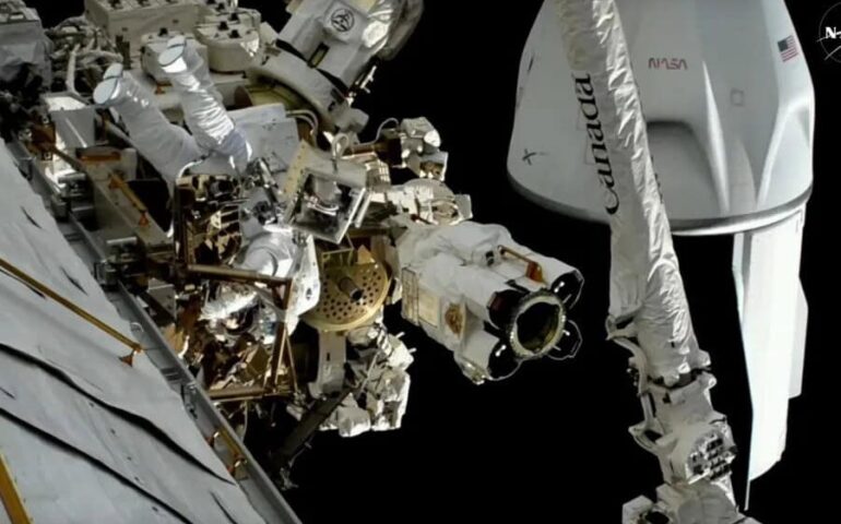 NASA Astronauts Undertake Critical Spacewalk to Repair ISS X-Ray Telescope